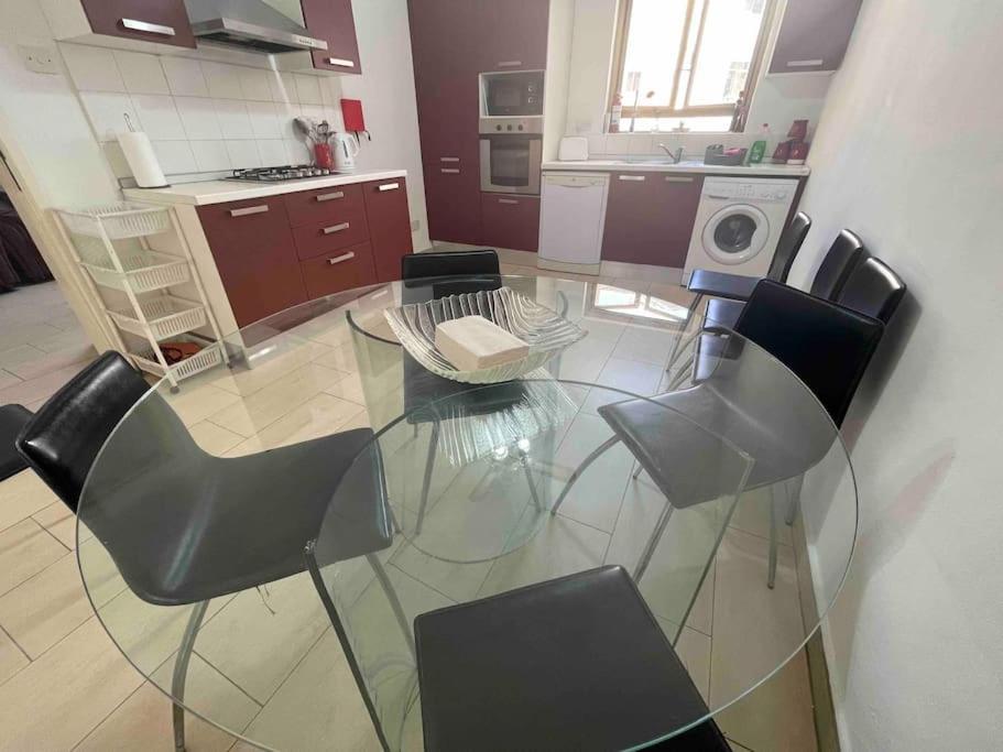 Gzira / Sliema Wifi & Ac ! Great Value & Location Appartement Buitenkant foto