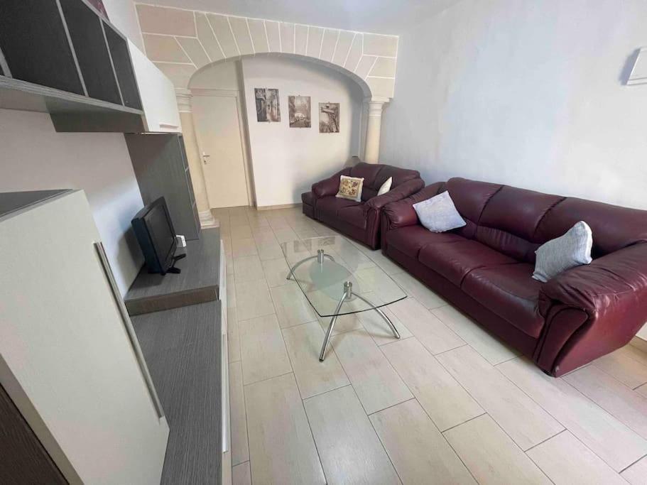 Gzira / Sliema Wifi & Ac ! Great Value & Location Appartement Buitenkant foto